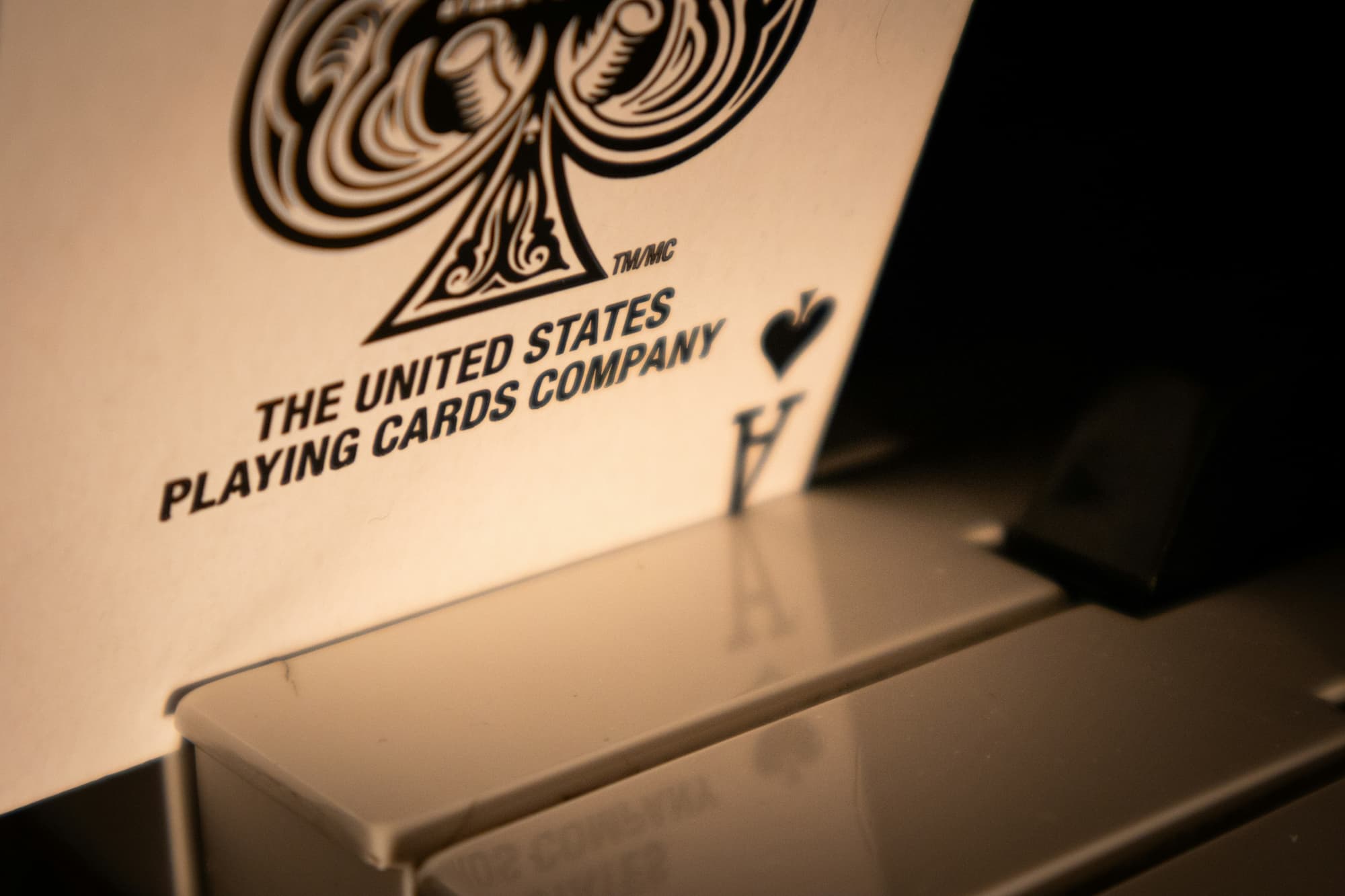 Aviator vs. Sea Battle